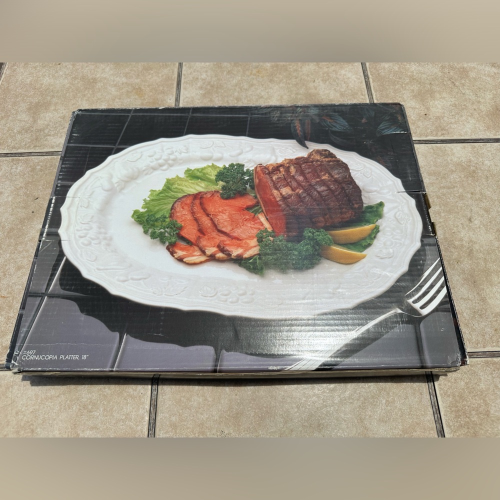TR400 Table talk White